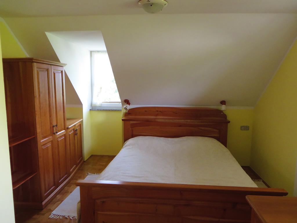 Sostanj Country House Apat חדר תמונה